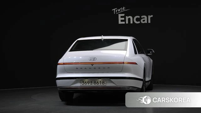 Hyundai Grandeur (GN7) id 4533870 из Кореи 14