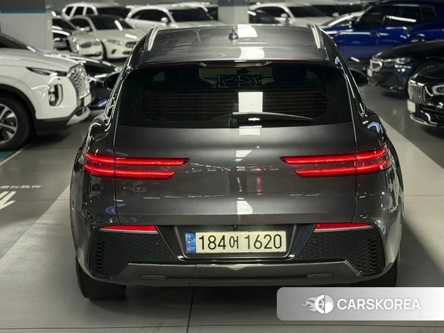 Genesis GV70 id 3823835 из Кореи 14