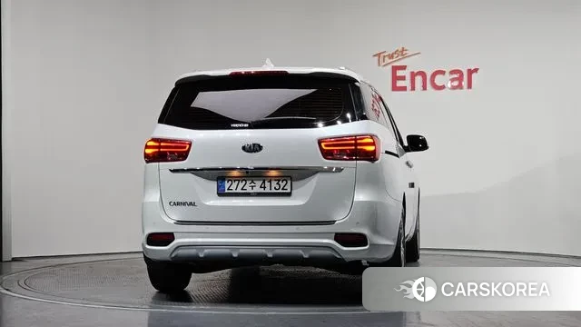 Kia The New Carnival id 3672425 из Кореи 14