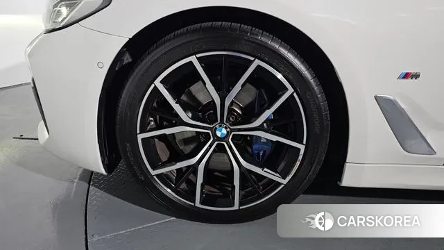 BMW 5 Series (G30) id 3023390 из Кореи 14