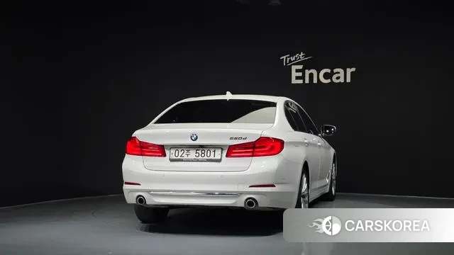 BMW 5 Series (G30) id 3018565 из Кореи 14