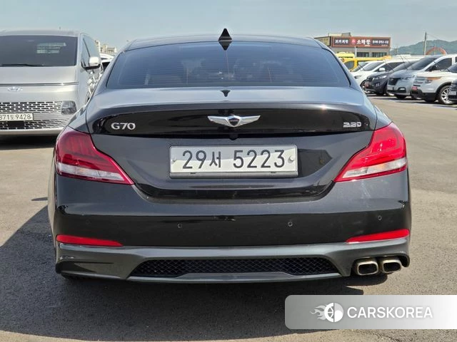 Genesis G70 id 3955769 из Кореи 11
