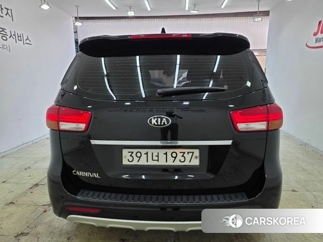 Kia All New Carnival id 4448360 из Кореи 14