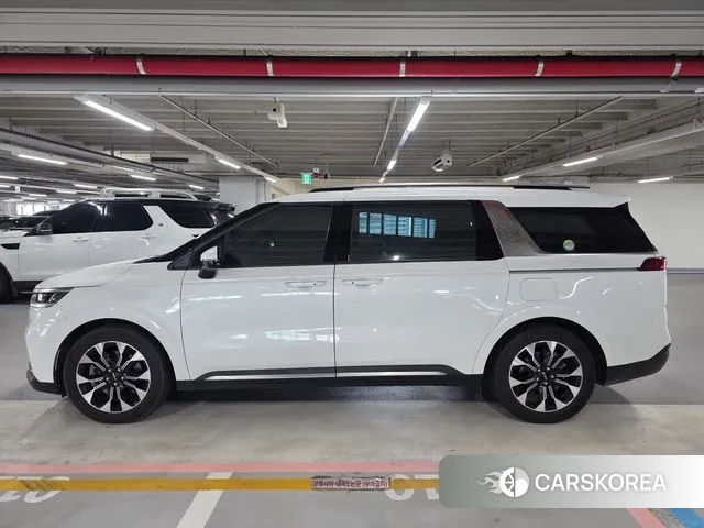 Kia Carnival 4th generation 2023 Белый из Кореи, фото 4