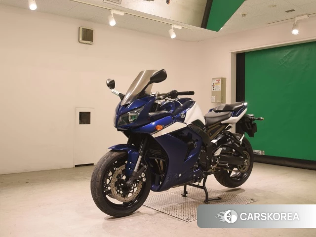 Проданный Yamaha FZ1 FEATHER 2012 из Японии, фото 4
