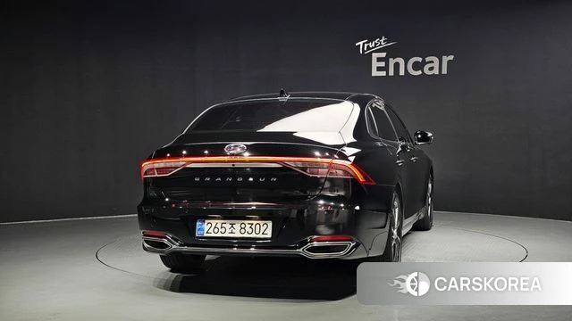 Hyundai The New Grandeur IG id 4551354 из Кореи 24