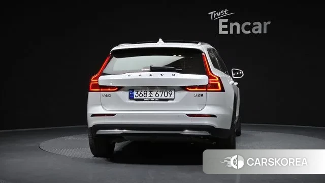 Volvo V60 Cross-Country 2nd Generation id 3685131 из Кореи 14