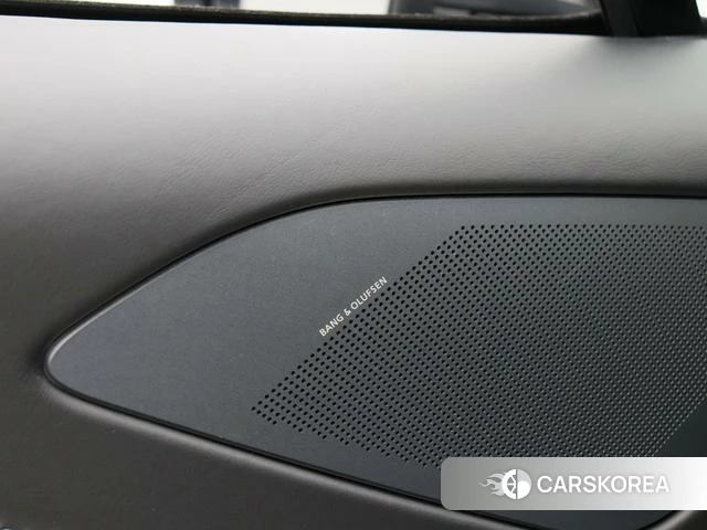 Aston Martin Rapide id 4210911 из Китая 27