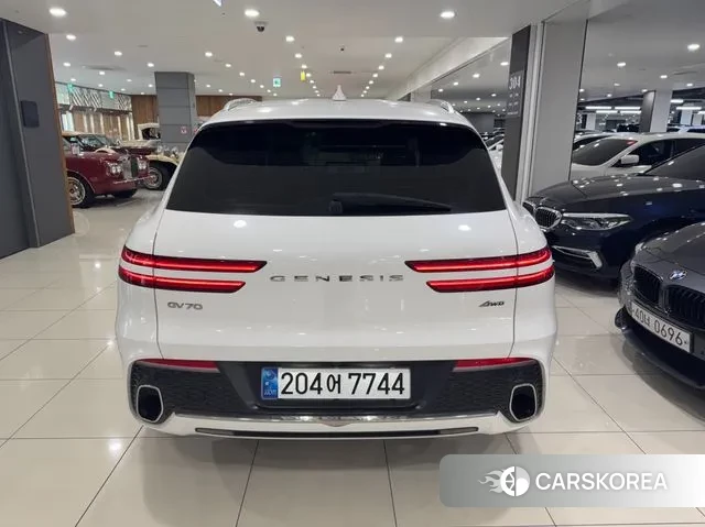 Genesis GV70 id 3355256 из Кореи 13