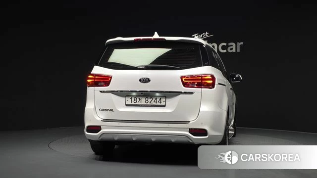 Kia The New Carnival id 4563274 из Кореи 28