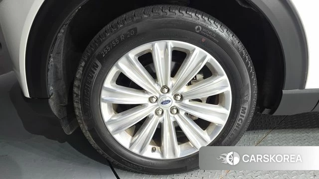 Ford Explorer 6th Generation id 4555540 из Кореи 27