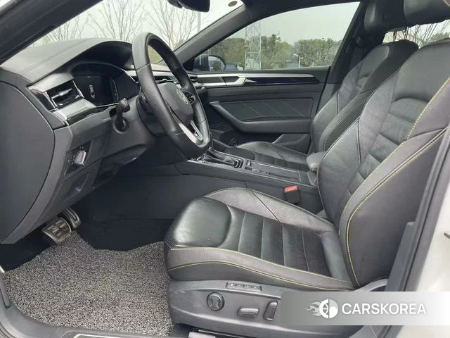 Volkswagen CC 2023 Белый из Китая, фото 4