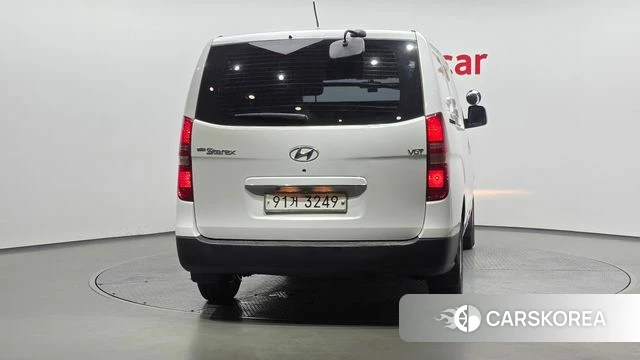 Hyundai The New Grand Starex id 4594430 из Кореи 14