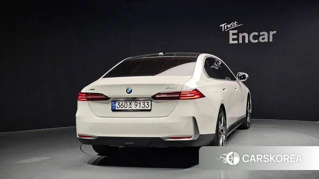 BMW 5 Series (G60) id 4422032 из Кореи 24