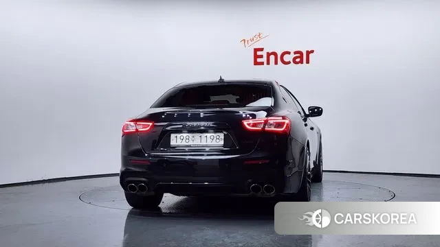 Maserati Ghibli id 3395802 из Кореи 14