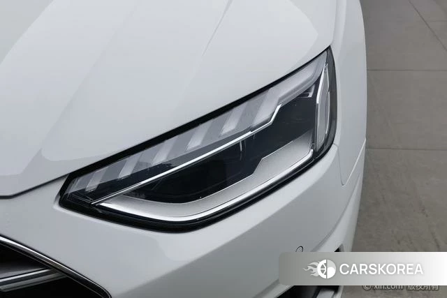 Audi A4L id 4273813 из Китая 18