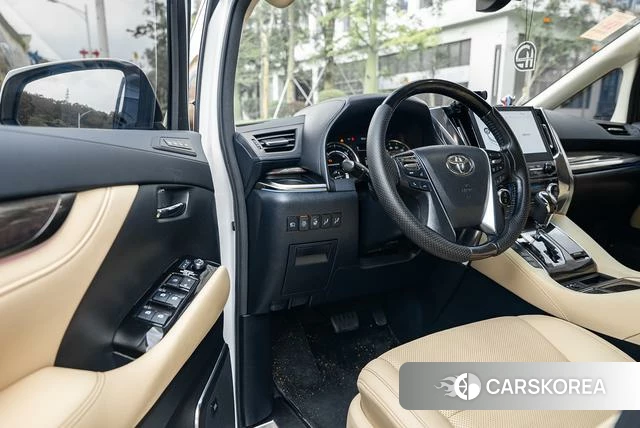 Toyota Wilfa id 4290047 из Китая 10
