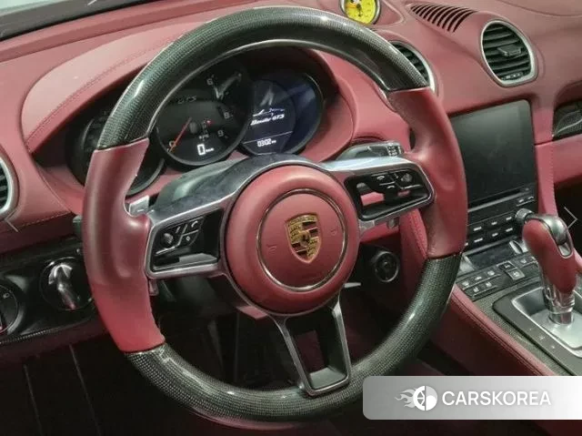 Porsche 718 Boxster 2022 Серебристо-серый из Кореи, фото 4