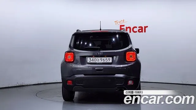 Jeep Renegade id 2559502 из Кореи 14