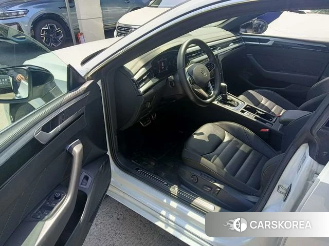 Volkswagen CC 2024 Белый из Китая, фото 4