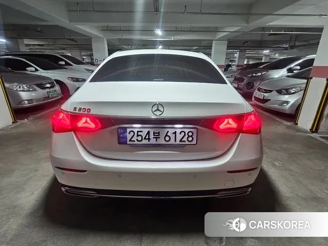 Mercedes-Benz E-Class W214 2024 Белый из Кореи, фото 4
