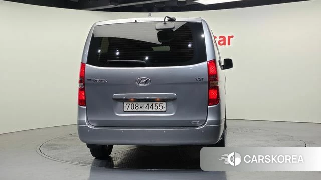 Hyundai The New Grand Starex id 3843540 из Кореи 14