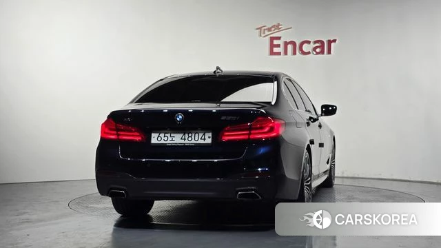 BMW 5 Series (G30) id 4557614 из Кореи 28