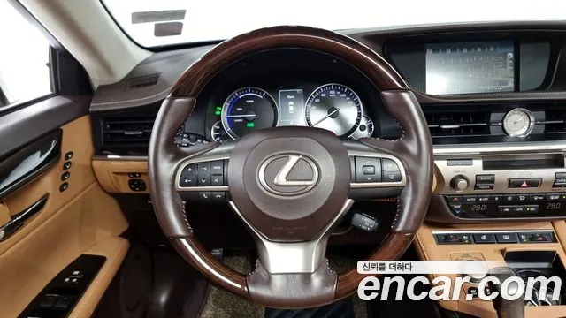 Lexus New ES300h id 2676249 из Кореи 14