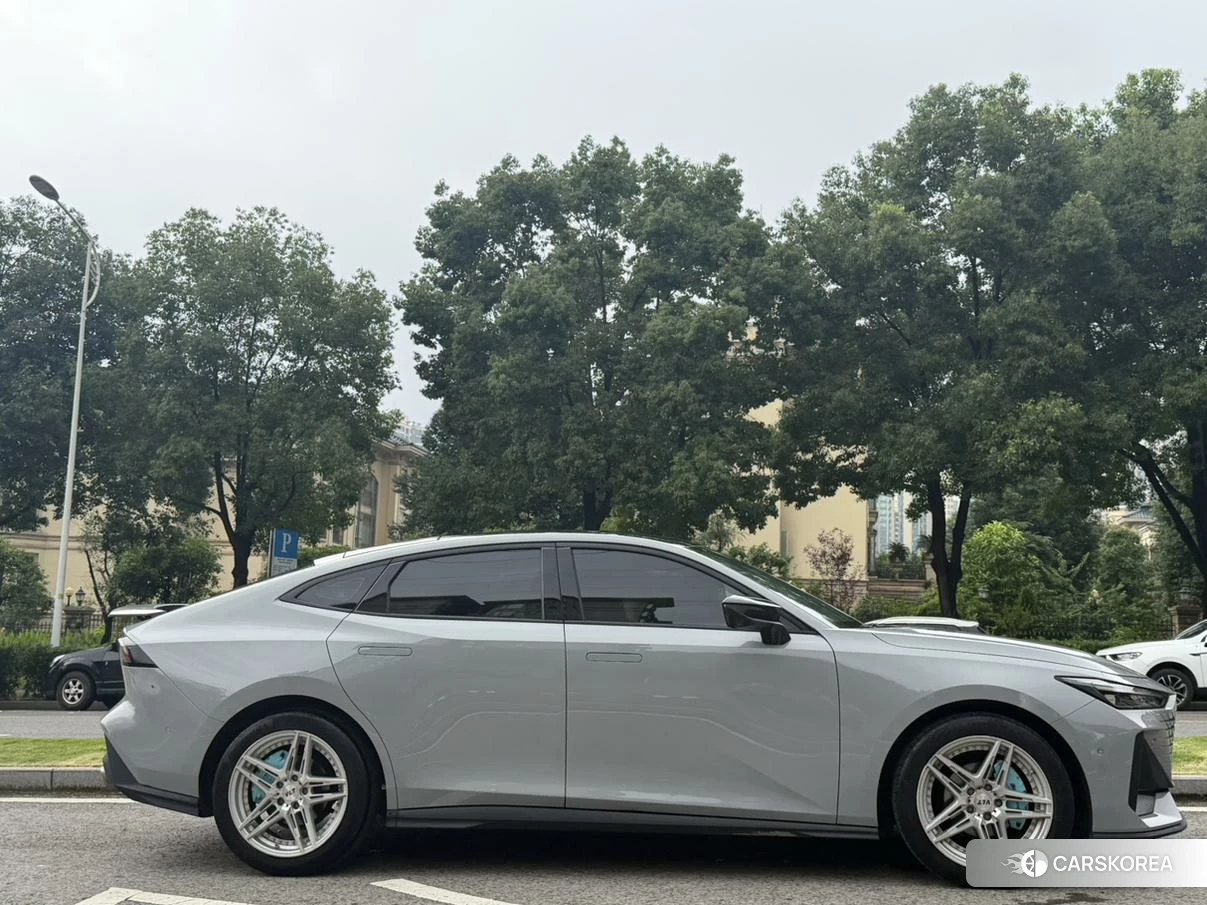 Chang'an UNI-V id 4486492 из Китая 13