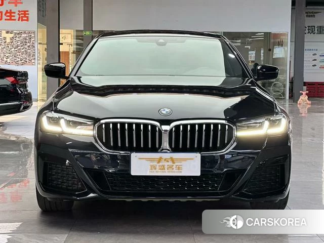 BMW 5 series 2021 Черный из Китая, фото 4
