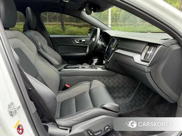 Volvo S60 id 4254496 из Китая 12
