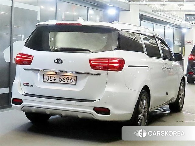 Kia The New Carnival id 4581858 из Кореи 14