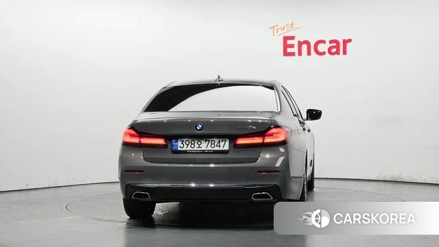 BMW 5 Series (G30) id 4350523 из Кореи 29