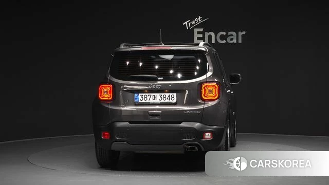 Jeep Renegade id 3898558 из Кореи 14