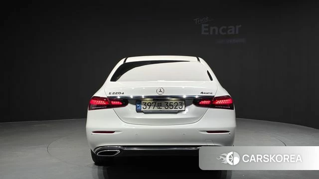 Mercedes-Benz E-Class W213 id 3819806 из Кореи 14