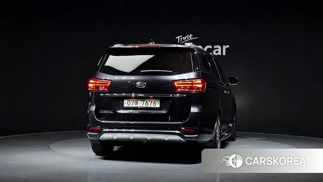 Kia The New Carnival id 4895216 из Кореи 29
