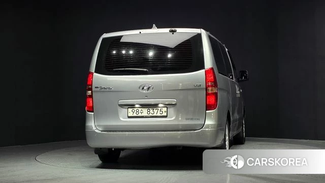 Hyundai The New Grand Starex id 4568642 из Кореи 25