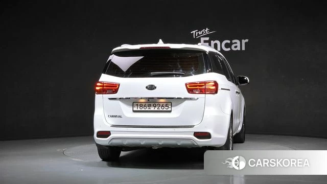 Kia The New Carnival id 4794729 из Кореи 25