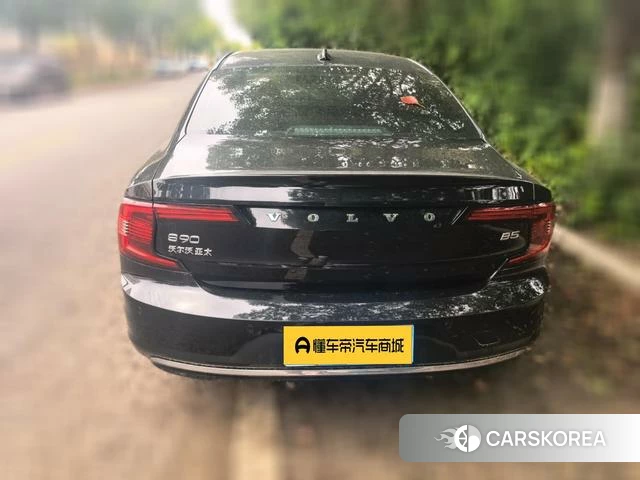 Volvo S90 2022 Черный из Китая, фото 4
