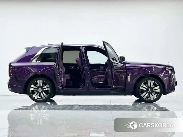 Rolls-Royce Cullinan 2023 Фиолетовый из Китая, фото 4