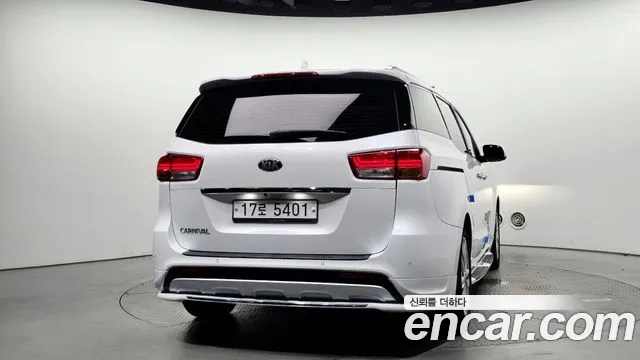 Kia All New Carnival id 2952250 из Кореи 14