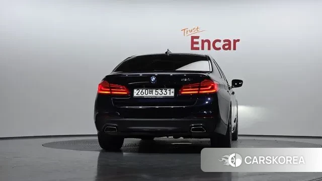 BMW 5 Series (G30) id 3672155 из Кореи 14