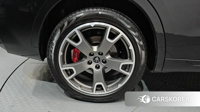 Maserati Levante id 3892262 из Кореи 14