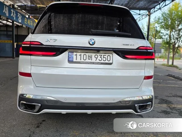 BMW X7 (G07) 2023 Белый из Кореи, фото 4
