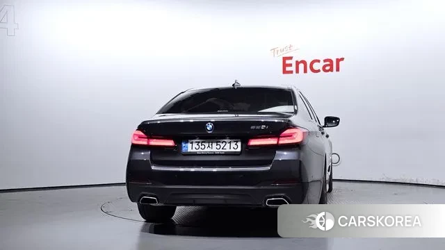 BMW 5 Series (G30) id 3058483 из Кореи 14