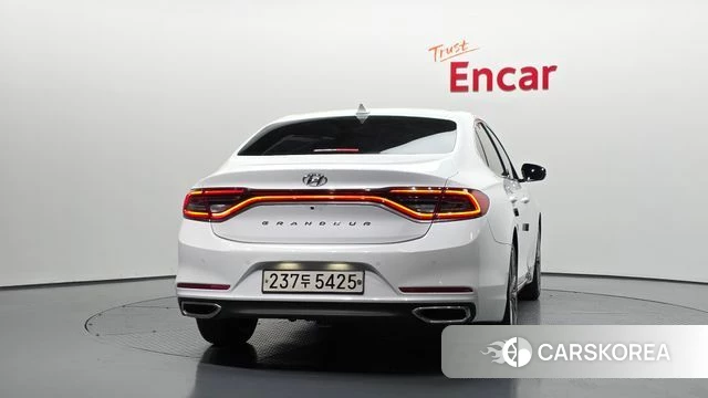 Hyundai Grandeur IG id 4435426 из Кореи 14