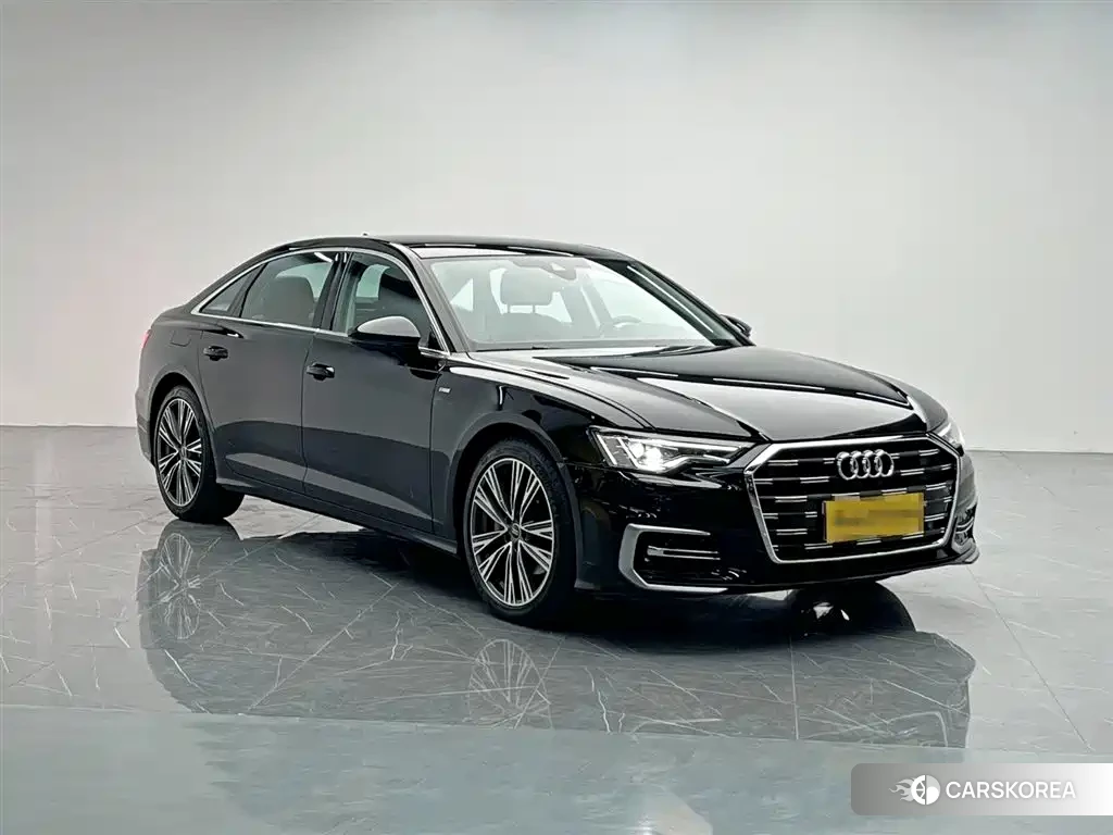 Audi A6L id 4559754 из Китая 18