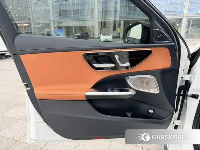 Mercedes-Benz Class C id 4272124 из Китая 11