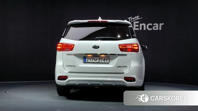 Kia The New Carnival id 4508457 из Кореи 26