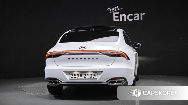 Hyundai The New Grandeur IG id 4245554 из Кореи 26